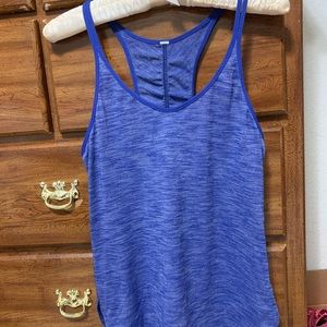 like new Lululemon yoga top size 6